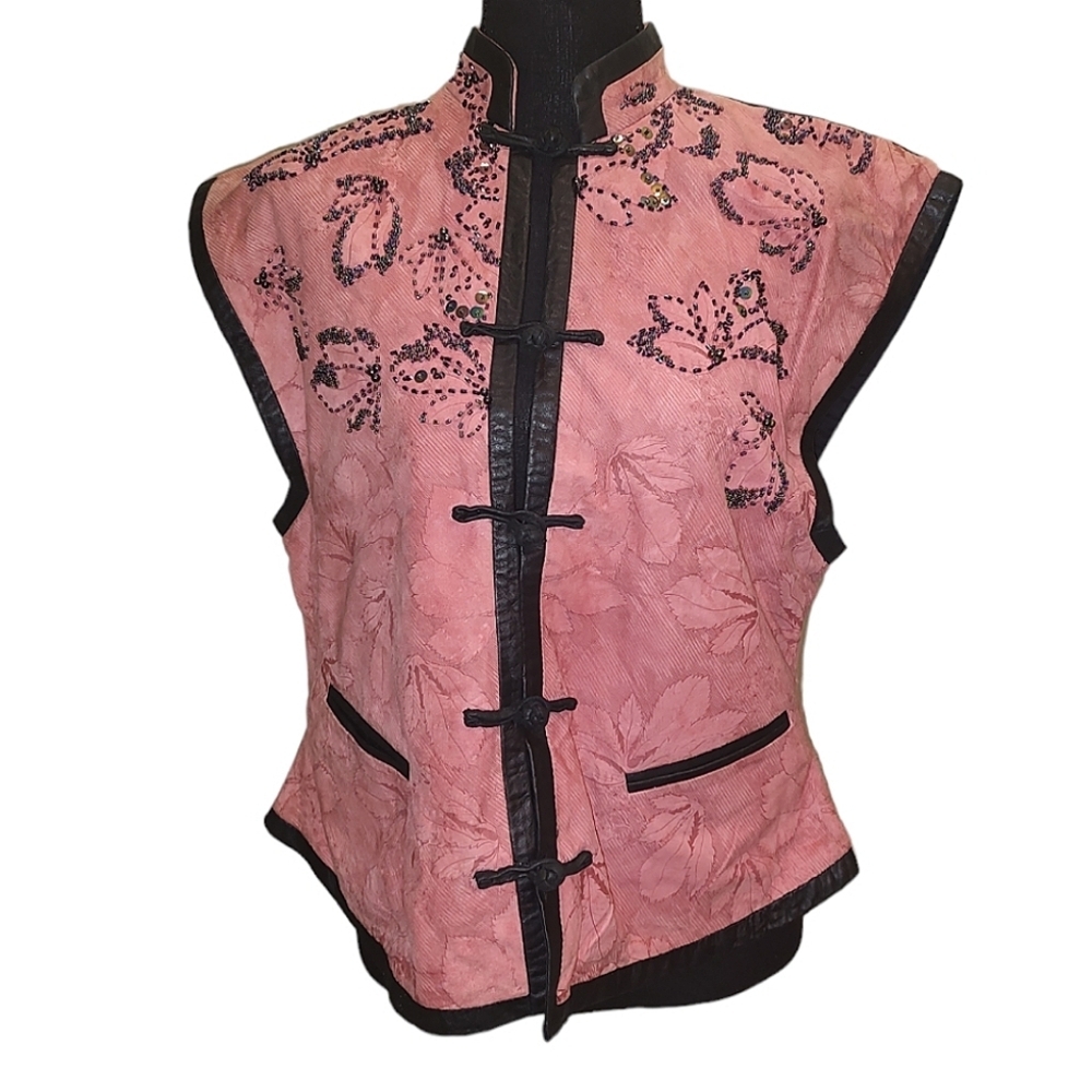 Vintage Dusty Rose Beaded Suede Leather Vest With Oriental Style Buttons - Picture 2 of 5